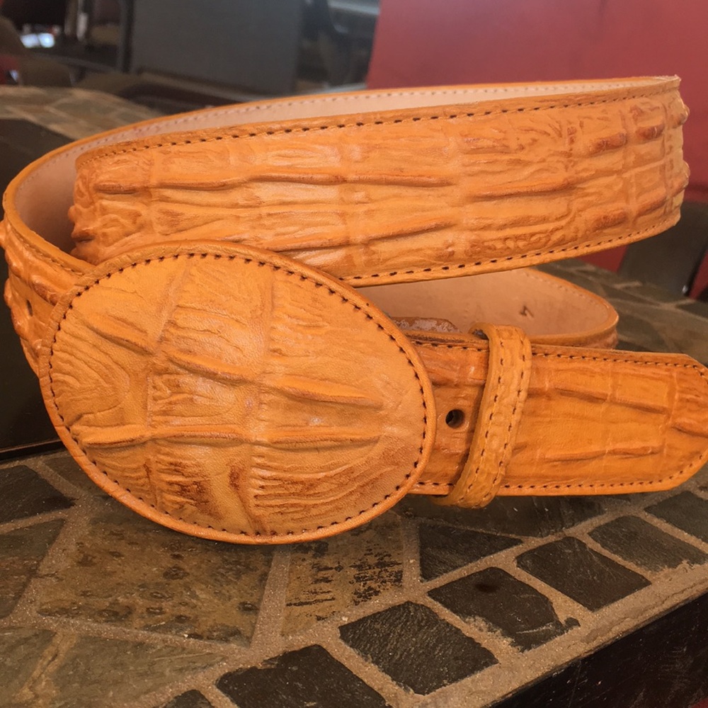 Crocodile print all leather material